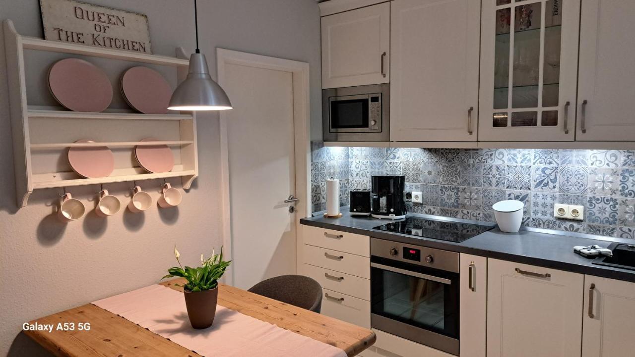 Small Stable - Charmantes Haeuschen Mitten In Apartment